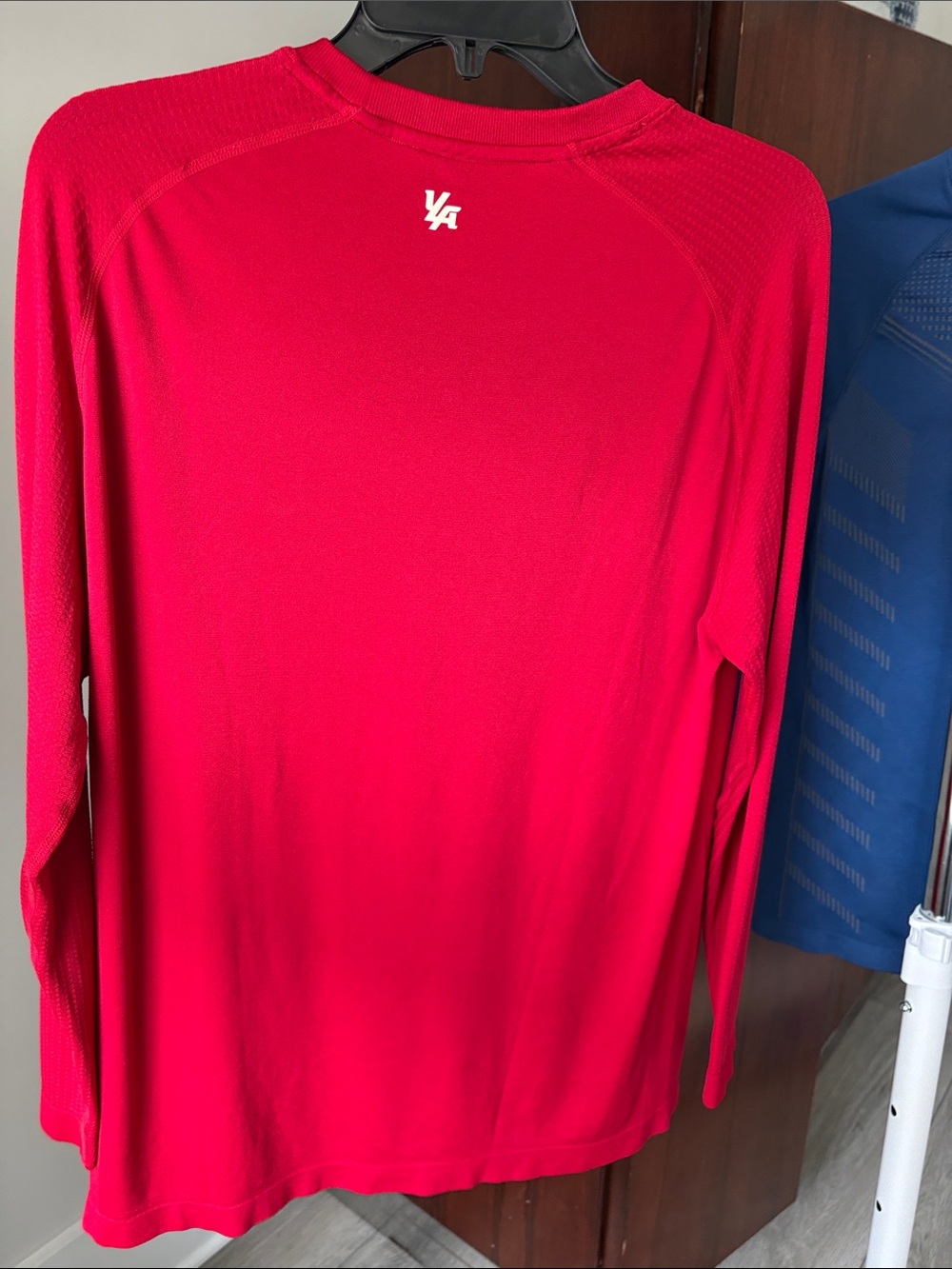 YoungLA men’s Long-Sleeve Athletic Tees in Red and Blue Sz M - Picture 6 of 7
